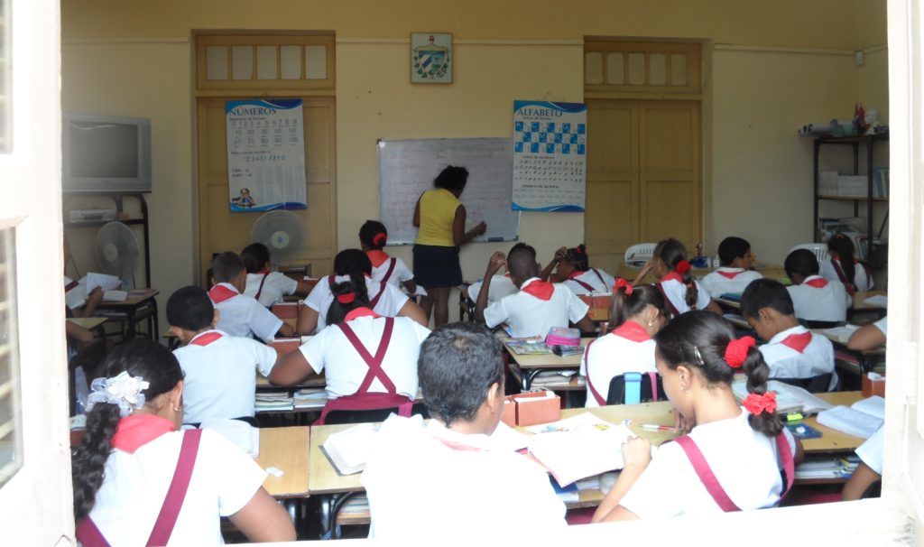 Class in process in Santiago de Cuba